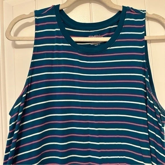 Blue stripe stretch swing dress light and airy for summer! Super flattering - Picture 2 of 6